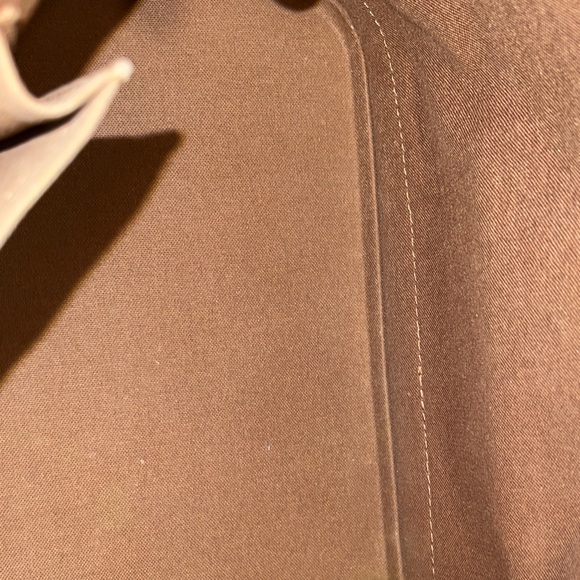 Louis Vuitton Monogram Canvas Handbag in Brown and Tan - Picture 4 of 7